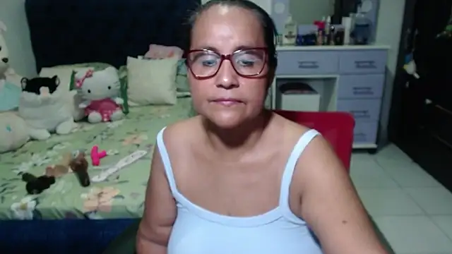 pervert_mommy_'s web cam