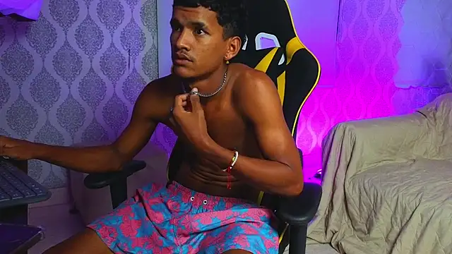 Boy_savoy live sex cam