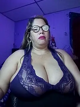 EllisW8's cam snapshot