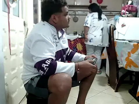 Boycuriousxxx's cam snapshot