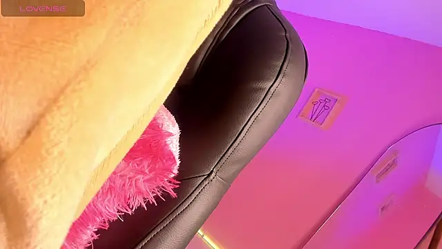 The_franka_boy's cam snapshot