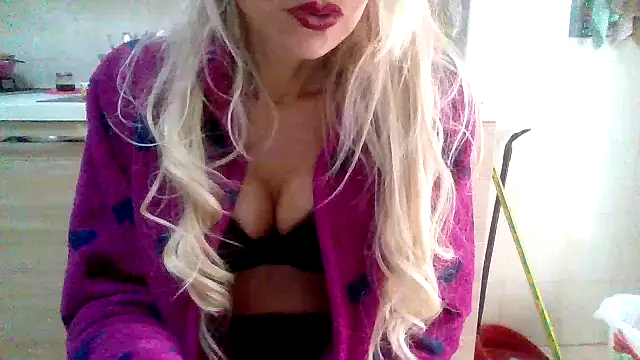 Kelly80's cam snapshot