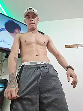 Ethanho0t's cam snapshot