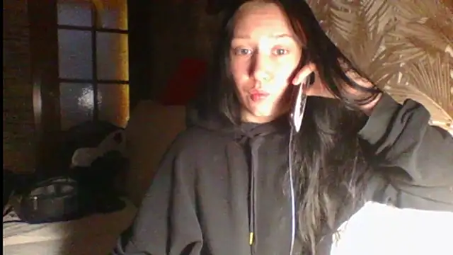 RussNocturnal's cam snapshot