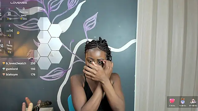 Sara_Naugty's cam snapshot