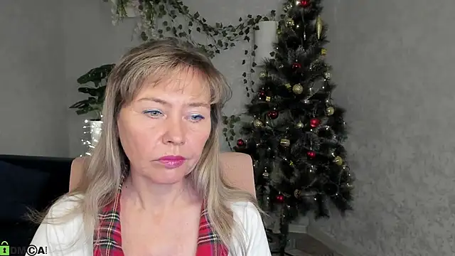 Carla_Vogue's cam snapshot