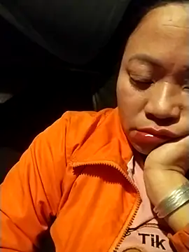 AlilaK2's cam snapshot