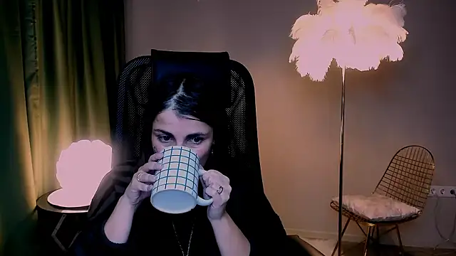 MartaEdams's cam snapshot