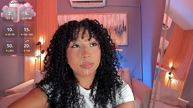 corinnah_'s cam snapshot