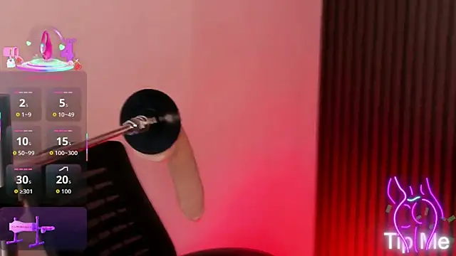 Aliyahsstone's cam snapshot