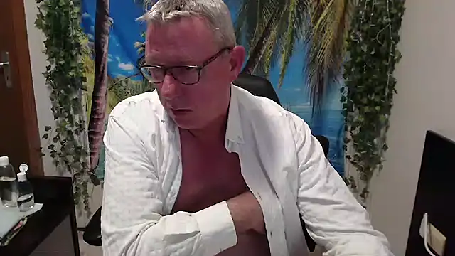 Dutch_Daddy live sex cam