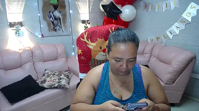 Penelope_Nipples_'s cam snapshot