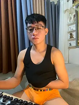 xshyboyx live sex cam
