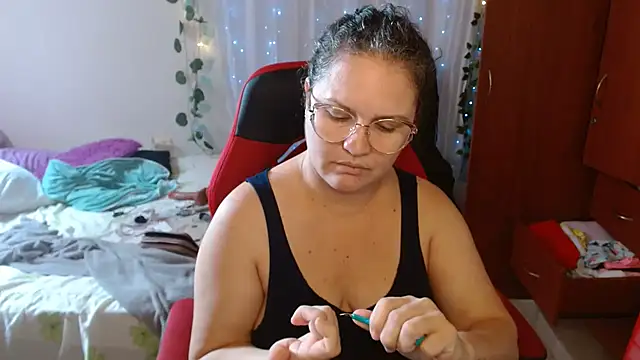 helenca43's cam snapshot