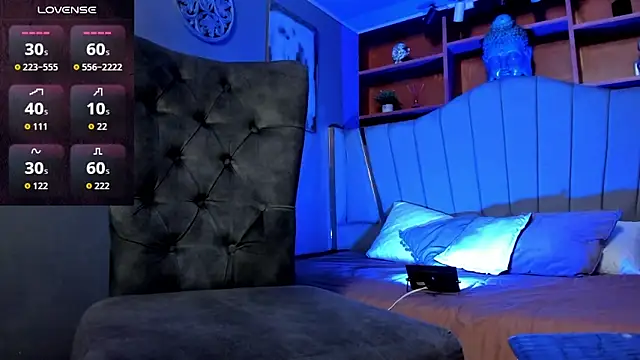 Lucy_Williiams's cam snapshot