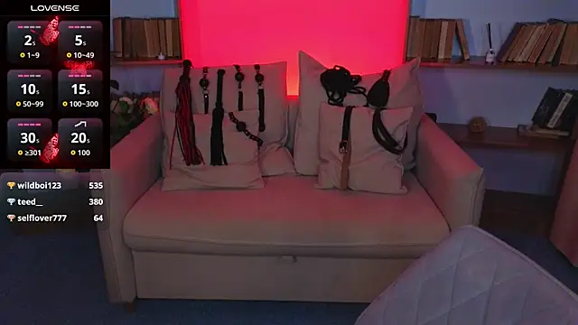 Mistress__Marcelline's cam snapshot