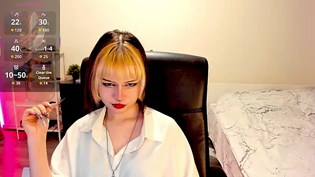 LiyaLuna's cam snapshot