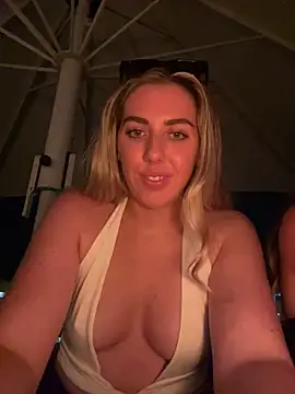 Lulu_berkeley live sex cam