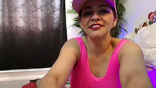 Carol_Miss2's cam snapshot