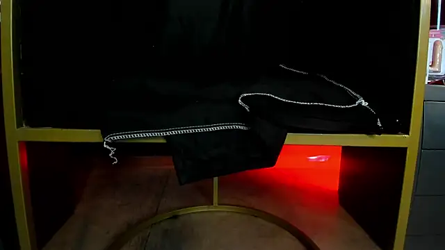 CharlotteScotte's cam snapshot