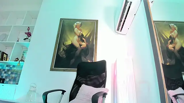 Karlagonzales_'s cam snapshot