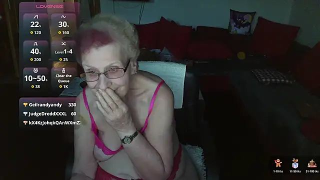 HeisseomaOriginal live sex cam