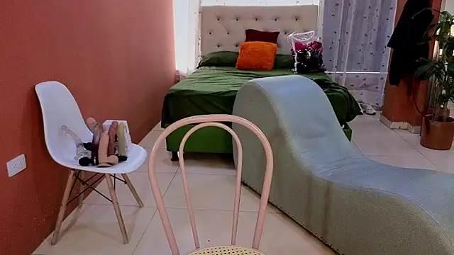 camil_milfdream's cam snapshot