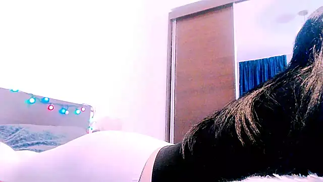 _magic_smile_11's cam snapshot