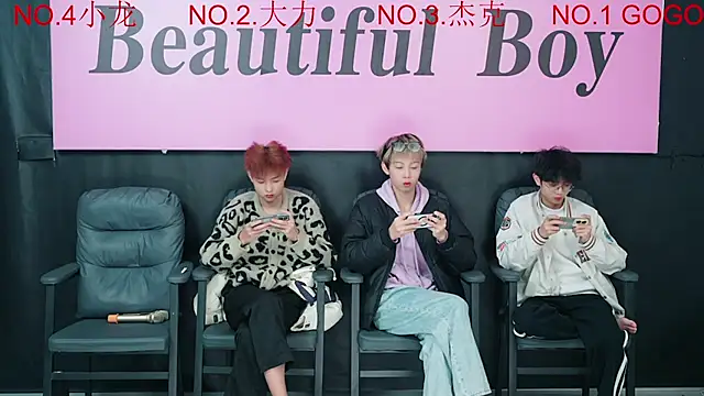 Beautifulboys-999's cam snapshot