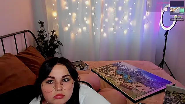 Talla_a live sex cam