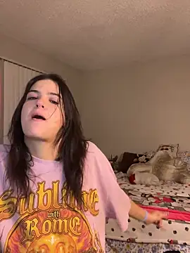 SafeinouterSpace's cam snapshot