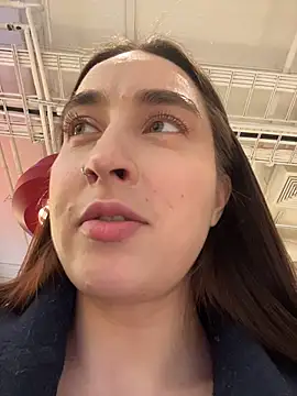 Holly_Play's cam snapshot