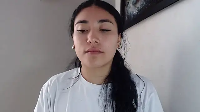 AmberGold-'s cam snapshot