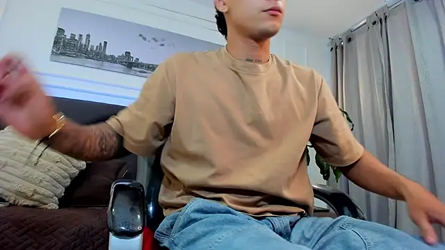 Damian23__ live sex cam