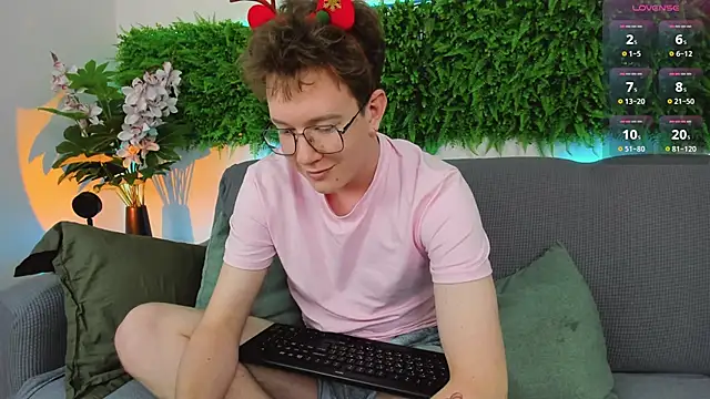 Teddy_Parkers live sex cam