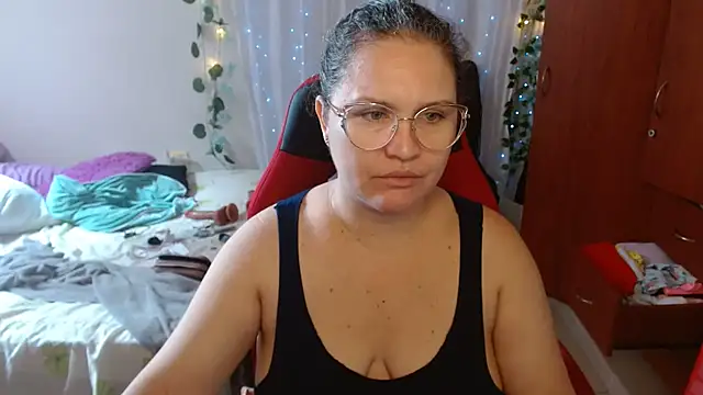 helenca43's cam snapshot