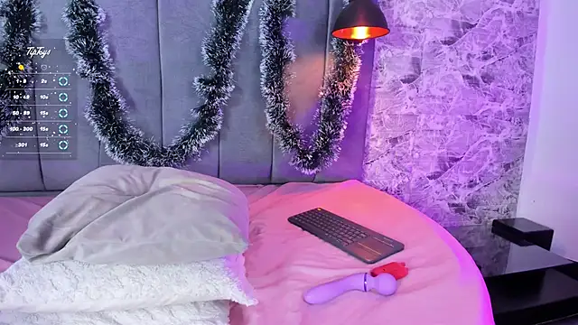 mily__18's cam snapshot