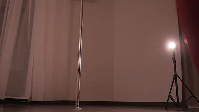 Faster_maci live sex cam