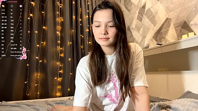 KiraVelvet's cam snapshot