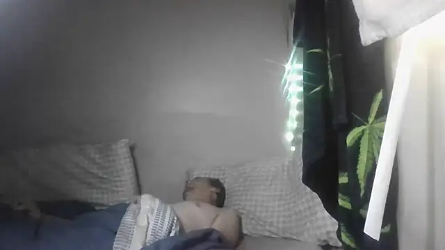 George48's cam snapshot