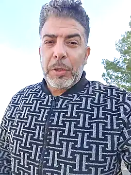 Omar_Grey's cam snapshot