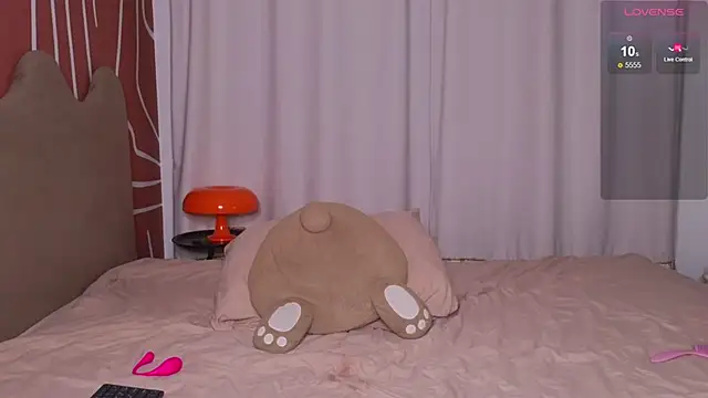 EvaCroan's cam snapshot