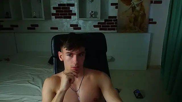 BradyFlint live sex cam