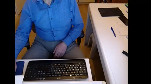 dutchpornking live sex cam