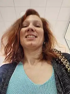 Exhibitionsplit live sex cam