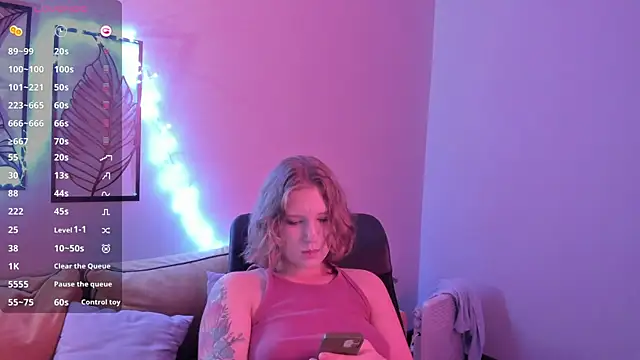 Hailey_Foxy's cam snapshot