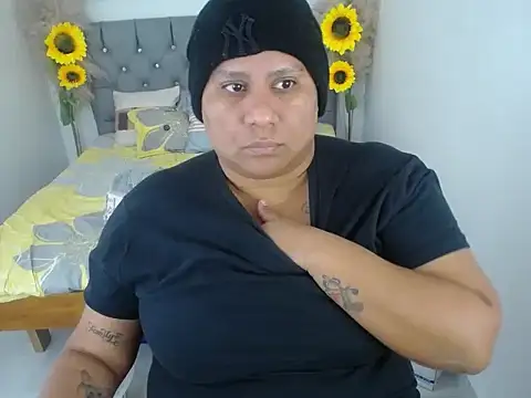 hotlesby_valery live sex cam