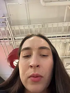 Holly_Play live sex cam