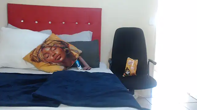 Foxybrownxx1 live sex cam