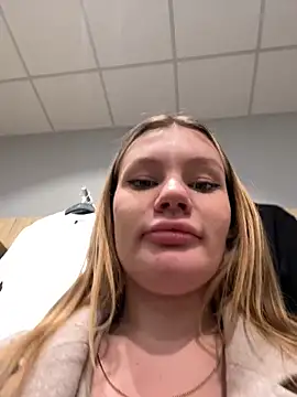 justmilaa's cam snapshot